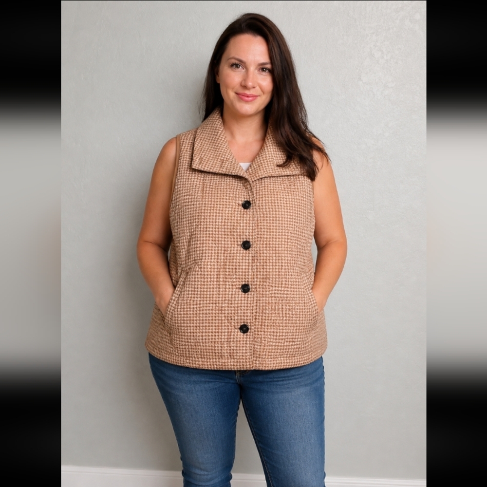 LANDS END Houndstooth Primaloft Button Up Vest with Pockets Large/Petite